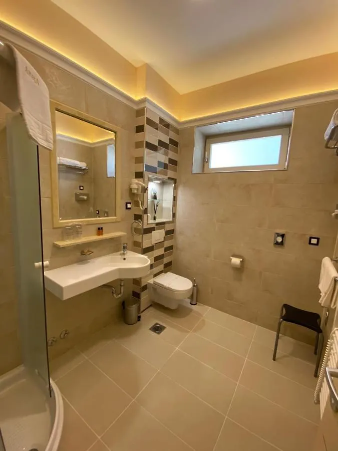 **** Hotel Villas Arbia - Magdalena By The Beach Banjol Chorwacja