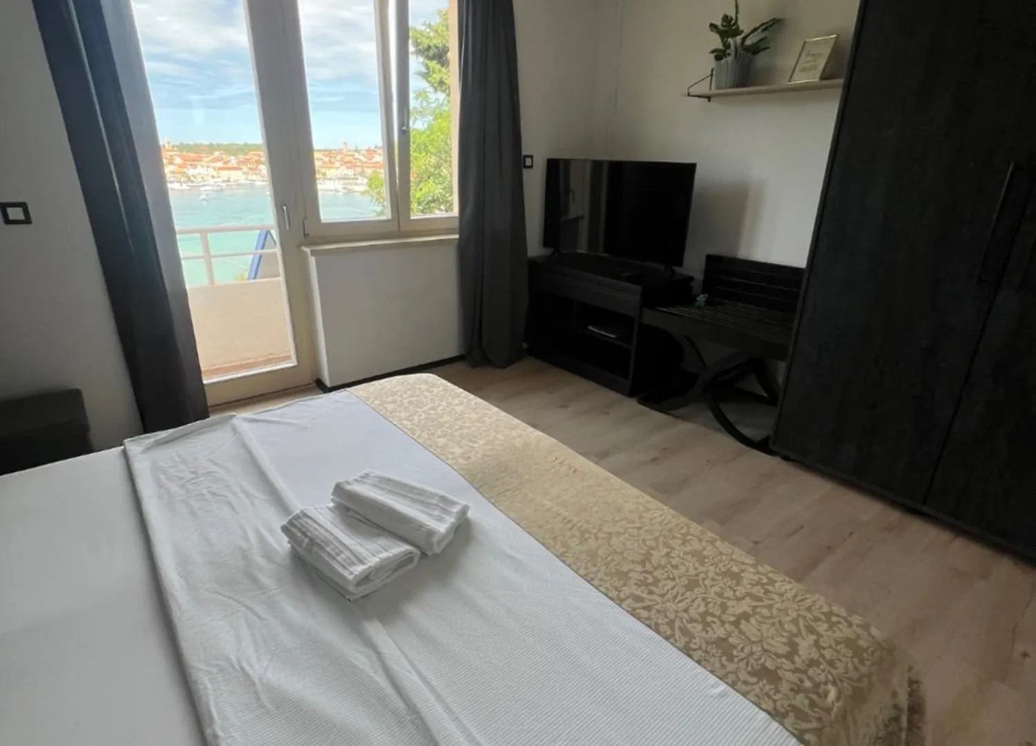 Villas Arbia - Magdalena By The Beach Banjol Hotel