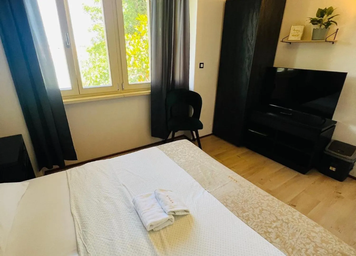 Villas Arbia - Magdalena By The Beach Banjol Hotel